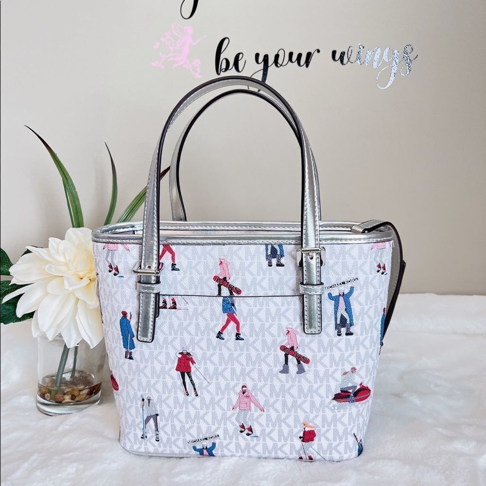 Michael Kors Jet Set Girls Print White Signature XS Carryall Top Zip Tote Bag - Picture 3 of 6